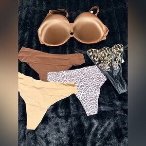 Victoria Secret Bra 40 DD and Panties Bundle Size XL